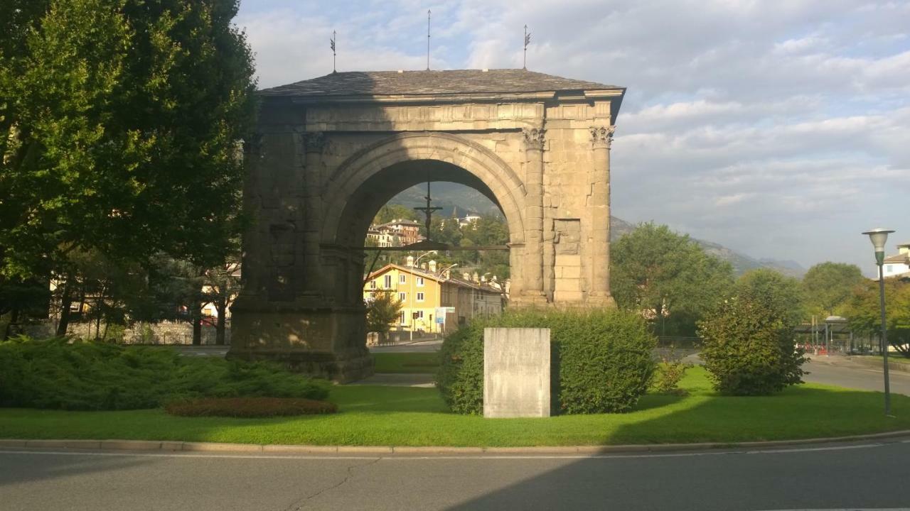 Apartmán Maison Tata Aosta Exteriér fotografie